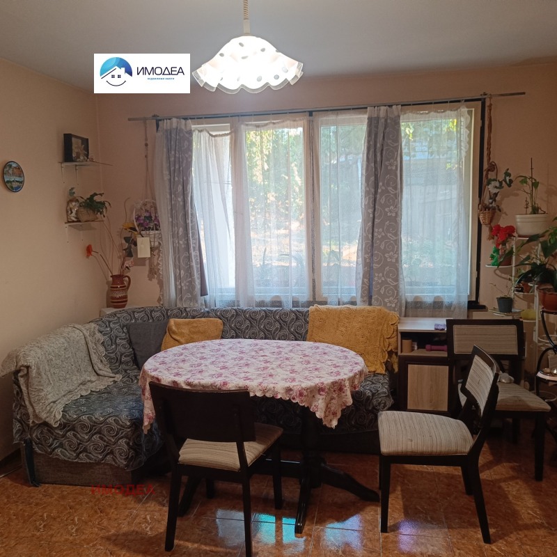 Продава ЕТАЖ ОТ КЪЩА, област Велико Търново, гр. Дебелец • 94800 € • 84330199 1 — Holmes.bg Продава ЕТАЖ ОТ КЪЩА, област Велико Търново, гр. Дебелец • 94800 € • 84330199 1