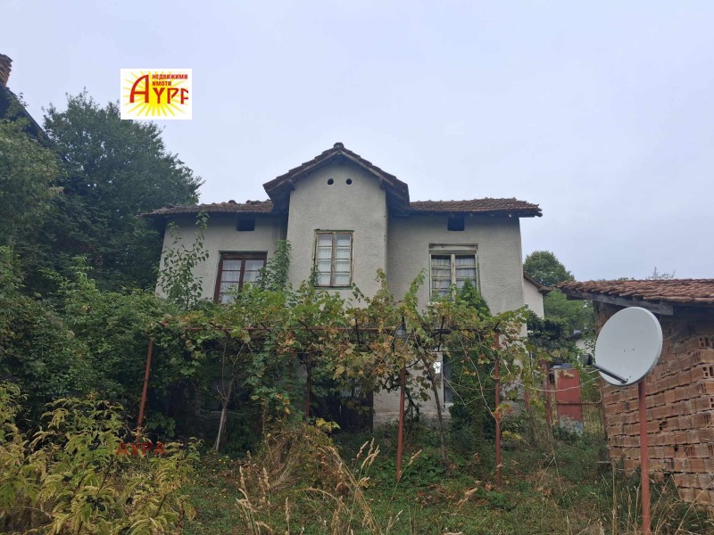 Продава КЪЩА, област Враца, с. Лютидол • 21000 € • 96790799 1 — Holmes.bg Продава КЪЩА, област Враца, с. Лютидол • 21000 € • 96790799 1