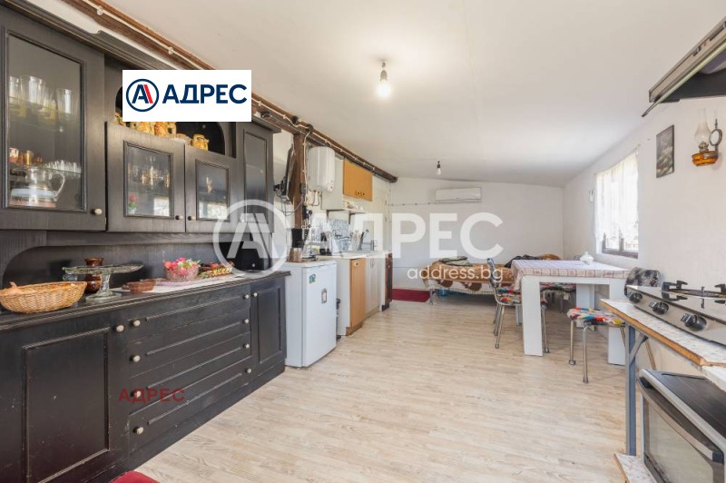 Продава КЪЩА, област Варна, с. Орешак • 145000 € / 283595.35 лв. • 98497019 1 — Holmes.bg Продава КЪЩА, област Варна, с. Орешак • 145000 € / 283595.35 лв. • 98497019 1