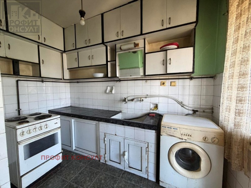 Продава 4-СТАЕН, град Велико Търново, Център • 180000 € • 82224004 1 — Holmes.bg Продава 4-СТАЕН, град Велико Търново, Център • 180000 € • 82224004 1