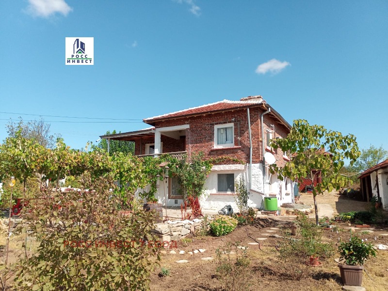 Продава КЪЩА, област Хасково, гр. Тополовград • 35000 € • 27401527 1 — Holmes.bg Продава КЪЩА, област Хасково, гр. Тополовград • 35000 € • 27401527 1