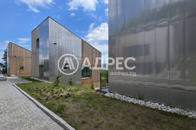 Продава КЪЩА, град София, с. Бистрица • 750000 € • 41270762 1 — Holmes.bg Продава КЪЩА, град София, с. Бистрица • 750000 € • 41270762 1