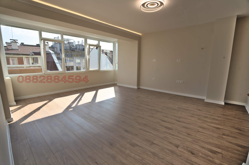 Продава 4-СТАЕН, град Варна, Център • 289000 € / 565234.87 лв. • 40675700 1 — Holmes.bg Продава 4-СТАЕН, град Варна, Център • 289000 € / 565234.87 лв. • 40675700 1
