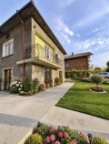 Продава КЪЩА, област Перник, с. Дивотино • 179000 € • 42513524 3 — Holmes.bg Продава КЪЩА, област Перник, с. Дивотино • 179000 € • 42513524 3