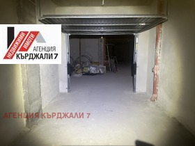 Обява Продава ГАРАЖ,град Кърджали, Възрожденци