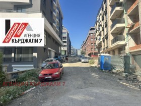 Обява Продава ГАРАЖ,град Кърджали, Възрожденци>