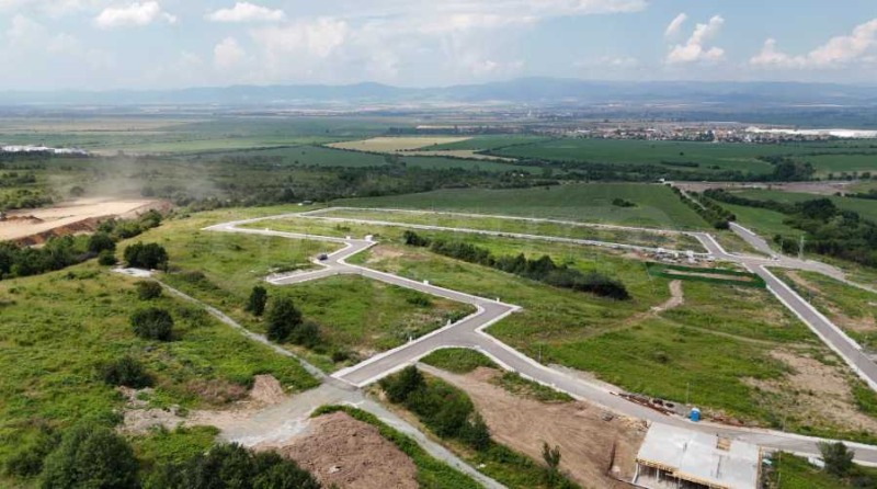 Продава ПАРЦЕЛ, област София, с. Нови хан • 195000 € / 381386.85 лв. • 72227198 1 — Holmes.bg Продава ПАРЦЕЛ, област София, с. Нови хан • 195000 € / 381386.85 лв. • 72227198 1