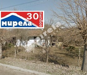 Продажба на имоти в с. Къпиново, област Велико Търново - изображение 4 