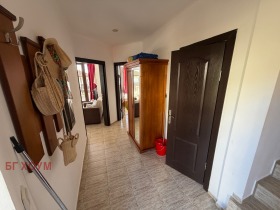 Обява Продава 3-СТАЕН,с. Кошарица, област Бургас