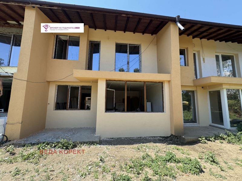 Продава КЪЩА, област София, гр. Елин Пелин • 253000 € • 79304698 1 — Holmes.bg Продава КЪЩА, област София, гр. Елин Пелин • 253000 € • 79304698 1
