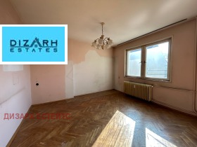 Обява Продава 3-СТАЕН,град София, Център