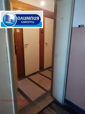 Обява Продава 3-СТАЕН,град Русе, Широк център