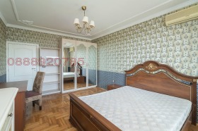 Обява Продава 4-СТАЕН,град Варна, ВИНС-Червен площад