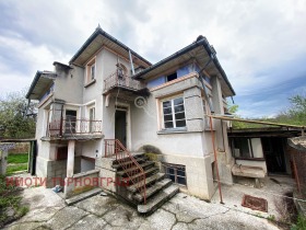 Продажба на имоти в с. Сушица, област Велико Търново - изображение 16 