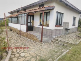 Продажба на имоти в с. Дъбравино, област Варна - изображение 6 