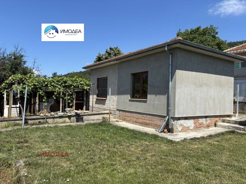 Продава КЪЩА, област Велико Търново, с. Присово • 90000 € / 176024.70 лв. • 50299855 1 — Holmes.bg Продава КЪЩА, област Велико Търново, с. Присово • 90000 € / 176024.70 лв. • 50299855 1