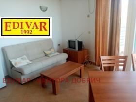 Продажба на тристайни апартаменти в област Добрич - изображение 3 