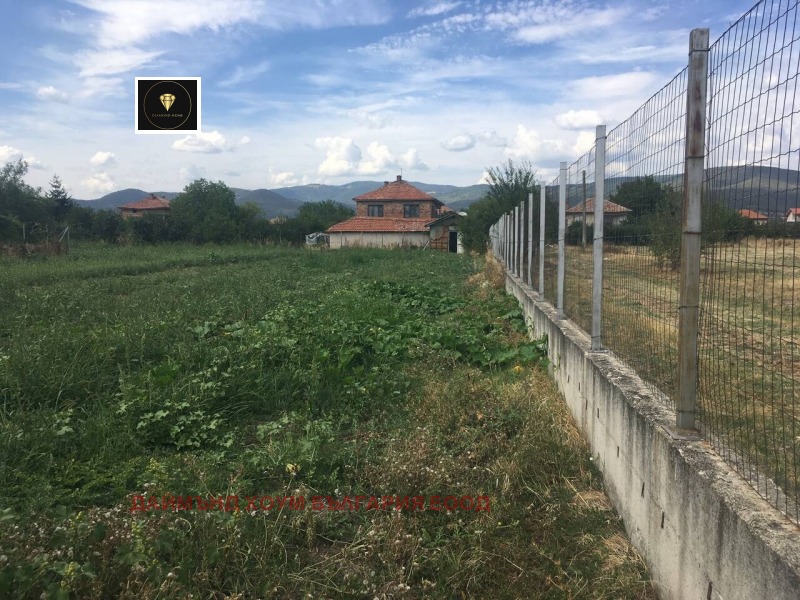 Продава ПАРЦЕЛ, област Пловдив, с. Красново • 28000 € / 54763.24 лв. • 40151101 1 — Holmes.bg Продава ПАРЦЕЛ, област Пловдив, с. Красново • 28000 € / 54763.24 лв. • 40151101 1