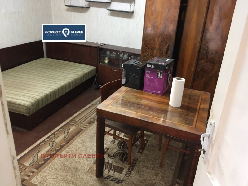Продава КЪЩА, град Плевен, 9-ти квартал • 58000 € / 113438.14 лв. • 94966035 1 — Holmes.bg Продава КЪЩА, град Плевен, 9-ти квартал • 58000 € / 113438.14 лв. • 94966035 1