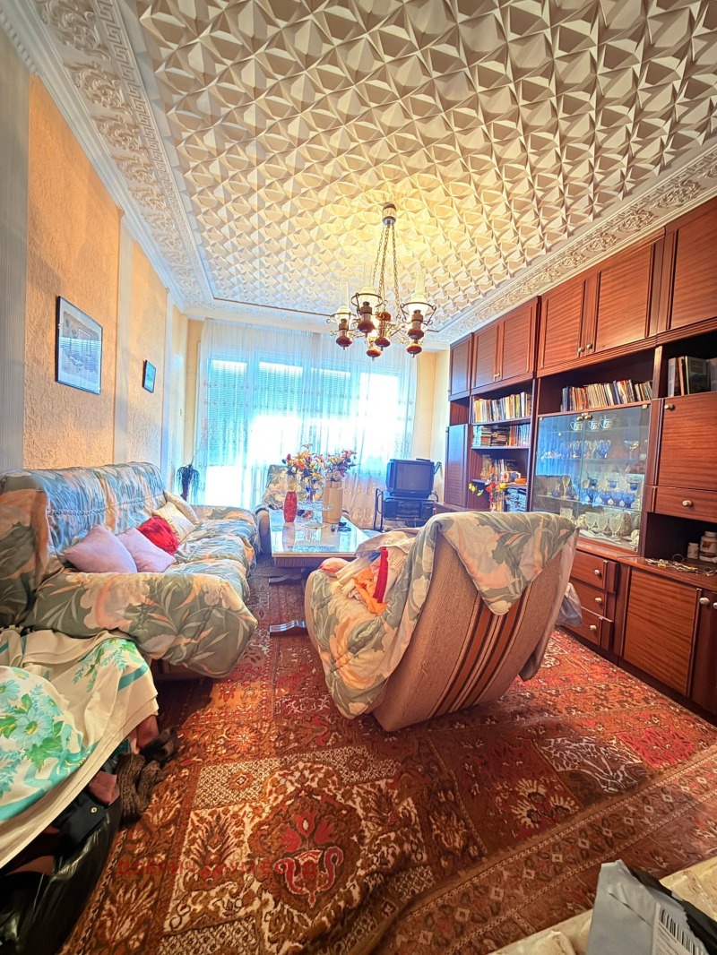 Продава МНОГОСТАЕН, град Добрич, Център • 130000 € • 84994158 1 — Holmes.bg Продава МНОГОСТАЕН, град Добрич, Център • 130000 € • 84994158 1