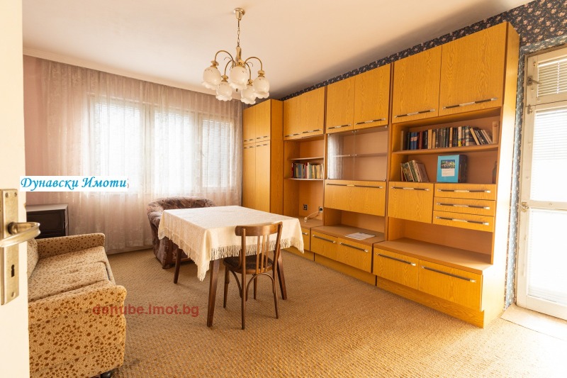 Продава 3-СТАЕН, град Русе, Дружба 3 • 87500 € • 34047720 1 — Holmes.bg Продава 3-СТАЕН, град Русе, Дружба 3 • 87500 € • 34047720 1