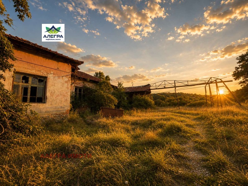 Продава КЪЩА, област Пазарджик, с. Баня • 80000 € / 156466.40 лв. • 12666554 1 — Holmes.bg Продава КЪЩА, област Пазарджик, с. Баня • 80000 € / 156466.40 лв. • 12666554 1