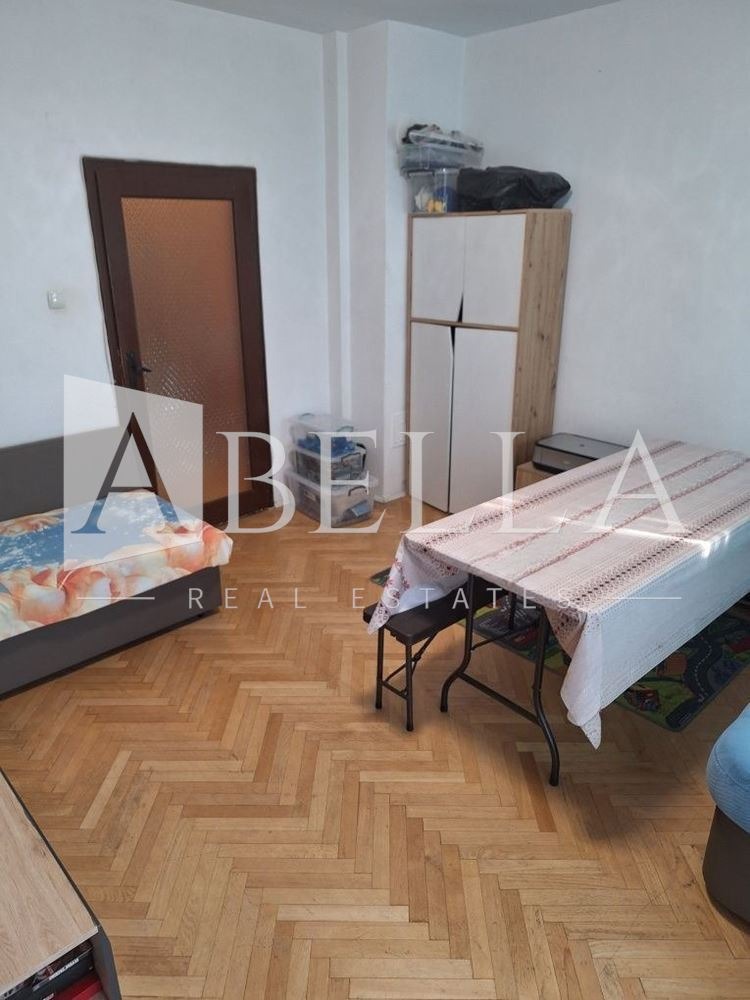 Продава 3-СТАЕН, град София, Красна поляна 2 • 210000 € / 410724.30 лв. • 91687368 1 — Holmes.bg Продава 3-СТАЕН, град София, Красна поляна 2 • 210000 € / 410724.30 лв. • 91687368 1