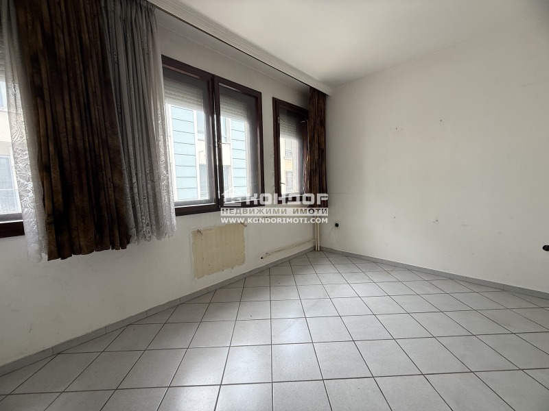 Продава 3-СТАЕН, град Пловдив, Център • 165000 € • 56623439 1 — Holmes.bg Продава 3-СТАЕН, град Пловдив, Център • 165000 € • 56623439 1