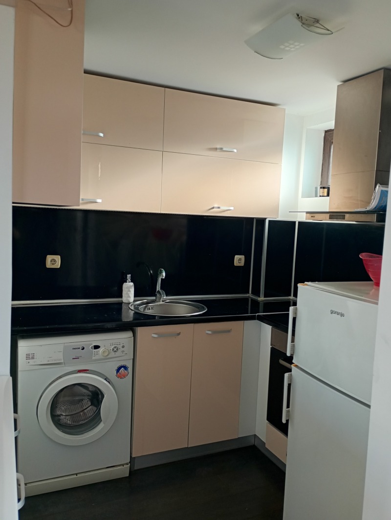 Продава 3-СТАЕН, град Плевен, Широк център • 188800 € / 369260.70 лв. • 40941317 1 — Holmes.bg Продава 3-СТАЕН, град Плевен, Широк център • 188800 € / 369260.70 лв. • 40941317 1