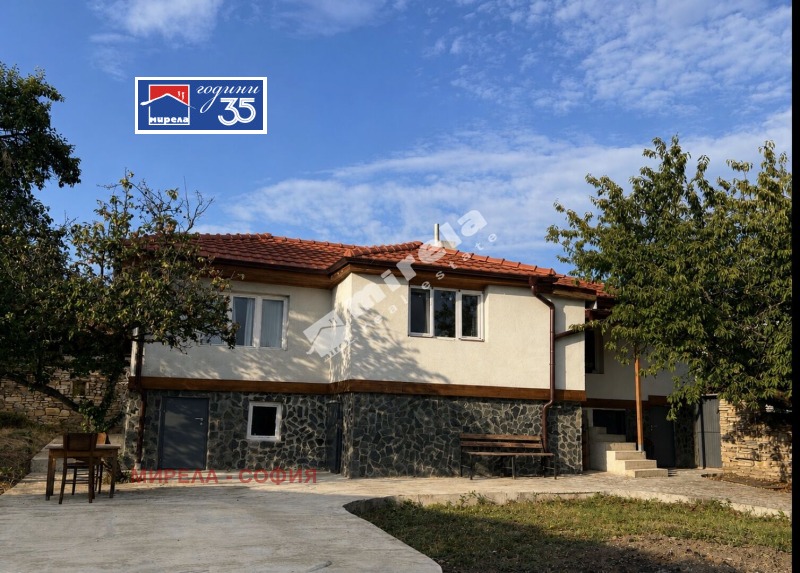 Продава КЪЩА, област София, с. Негушево • 295000 € • 12354532 1 — Holmes.bg Продава КЪЩА, област София, с. Негушево • 295000 € • 12354532 1