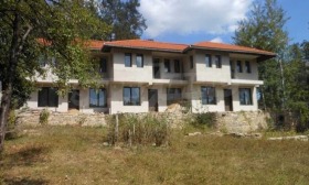 Продава Хотел, гр. Трявна