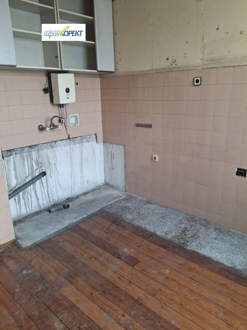 Продава 3-СТАЕН, град Велико Търново, Колю Фичето • 118500 € / 231765.85 лв. • 20299264 1 — Holmes.bg Продава 3-СТАЕН, град Велико Търново, Колю Фичето • 118500 € / 231765.85 лв. • 20299264 1