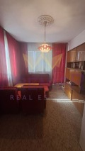 Продава КЪЩА, област Варна, гр. Вълчи дол • 125000 € • 36034856 8 — Holmes.bg Продава КЪЩА, област Варна, гр. Вълчи дол • 125000 € • 36034856 8