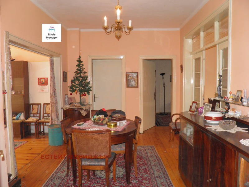 Продава МНОГОСТАЕН, град София, Център • 895000 € / 1750467.85 лв. • 82901681 1 — Holmes.bg Продава МНОГОСТАЕН, град София, Център • 895000 € / 1750467.85 лв. • 82901681 1