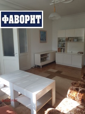 Продажба на четеристайни апартаменти в град Пловдив - изображение 18 