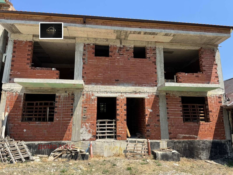 Продава КЪЩА, област Благоевград, гр. Симитли • 94600 € / 185021.52 лв. • 67941670 1 — Holmes.bg Продава КЪЩА, област Благоевград, гр. Симитли • 94600 € / 185021.52 лв. • 67941670 1