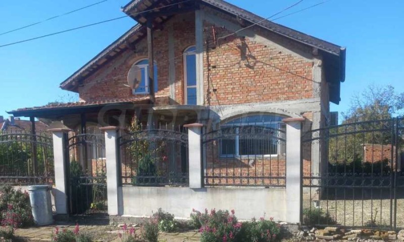 Продава КЪЩА, област Бургас, гр. Камено • 180000 € / 352049.40 лв. • 22125521 1 — Holmes.bg Продава КЪЩА, област Бургас, гр. Камено • 180000 € / 352049.40 лв. • 22125521 1