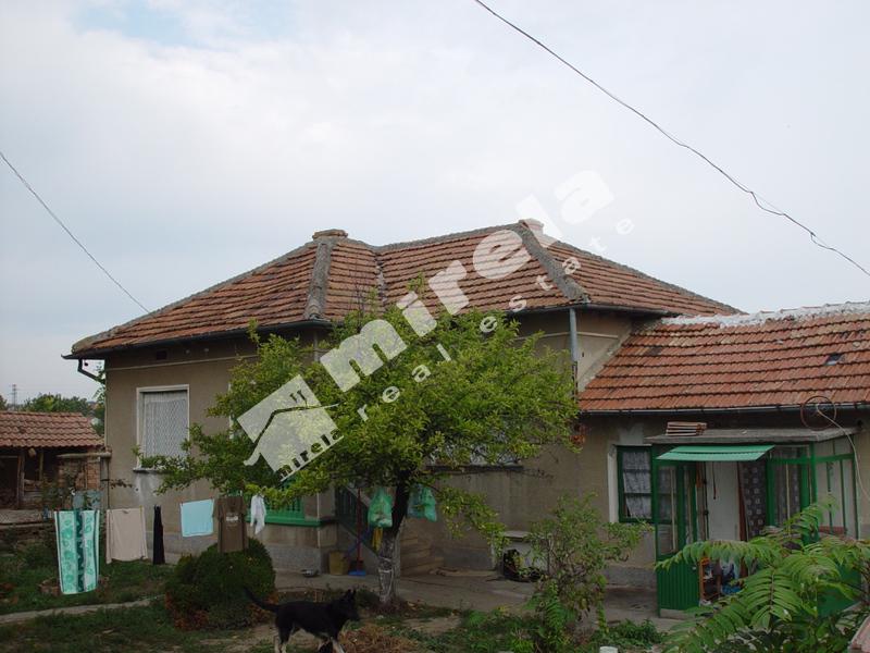 Продава  Къща, област Велико Търново, с. Овча могила • 15 500 EUR • ID 46842283 — holmes.bg - [1] 