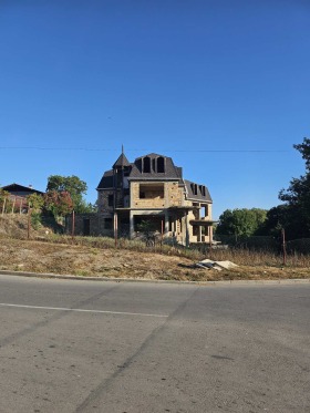 Обява Продава КЪЩА,град Варна, с. Тополи