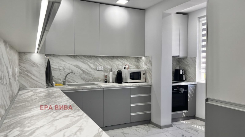 Продава 3-СТАЕН, град Варна, Левски 1 • 253000 € / 494824.99 лв. • 82942542 1 — Holmes.bg Продава 3-СТАЕН, град Варна, Левски 1 • 253000 € / 494824.99 лв. • 82942542 1
