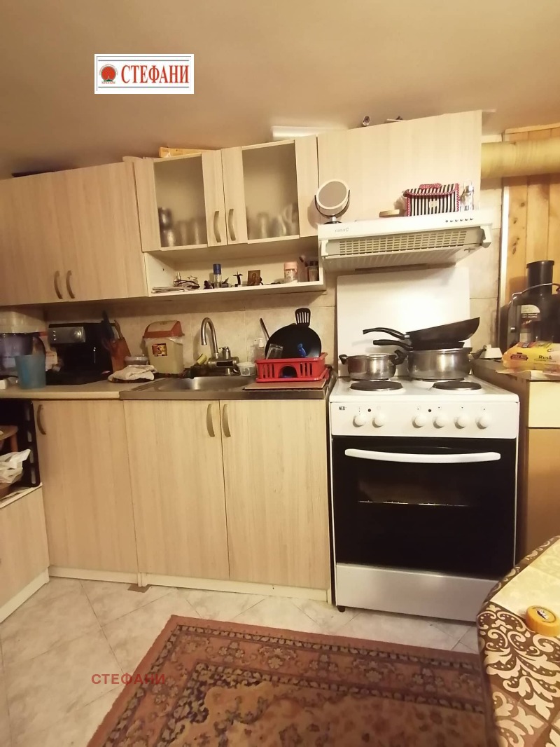 Продава КЪЩА, град Русе, Родина 4 • 52000 € / 101703.16 лв. • 67165280 1 — Holmes.bg Продава КЪЩА, град Русе, Родина 4 • 52000 € / 101703.16 лв. • 67165280 1