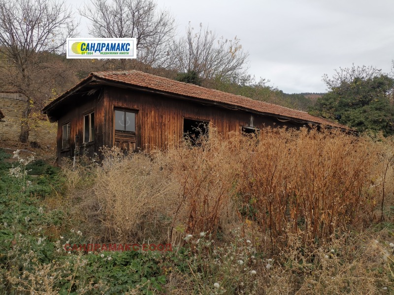 Продава КЪЩА, област Сливен, с. Жеравна • 50000 € • 52448313 1 — Holmes.bg Продава КЪЩА, област Сливен, с. Жеравна • 50000 € • 52448313 1