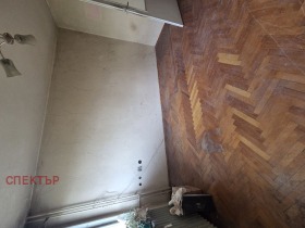 Обява Продава 2-СТАЕН,град Перник, Център