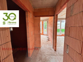 Обява Продава 2-СТАЕН,град Варна, м-т Пчелина