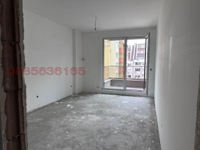 Обява Продава 3-СТАЕН,град София, Дървеница
