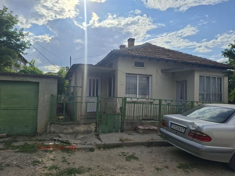 Продава КЪЩА, град Добрич, Пинета • 85000 € • 35242098 1 — Holmes.bg Продава КЪЩА, град Добрич, Пинета • 85000 € • 35242098 1