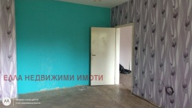 Обява Продава 3-СТАЕН,град Перник, Димова махала