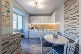 Обява Продава 2-СТАЕН,град Варна, Трошево