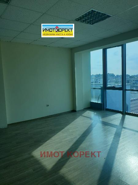 Продава  Офис, град Пазарджик, Идеален център • 40 495 EUR • ID 50542362 — holmes.bg - [1] 