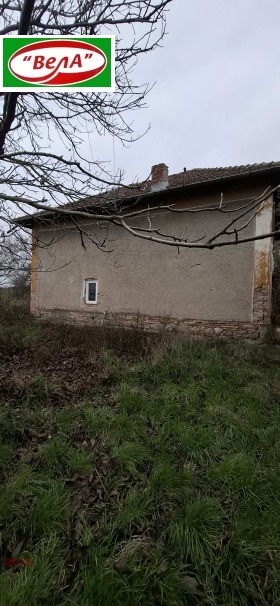 Обява Продава КЪЩА,с. Върбица, област Велико Търново